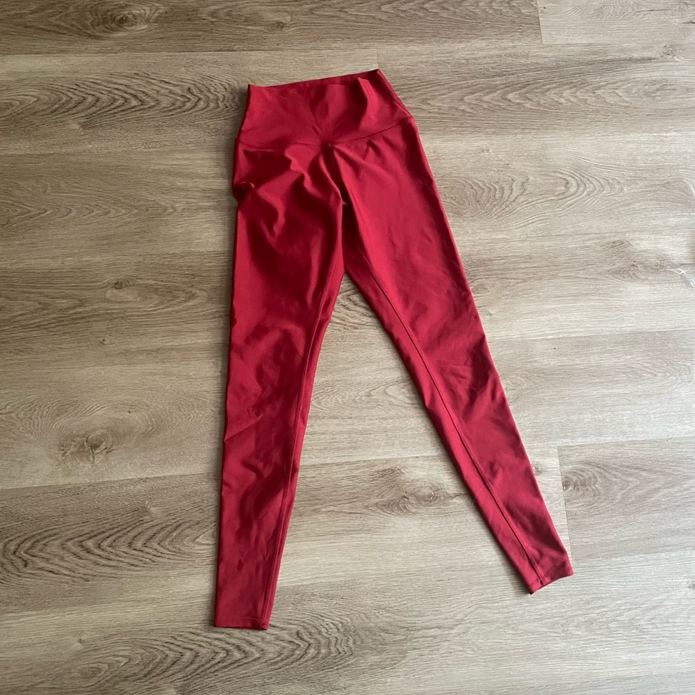 Alo Yoga Airlift leggings